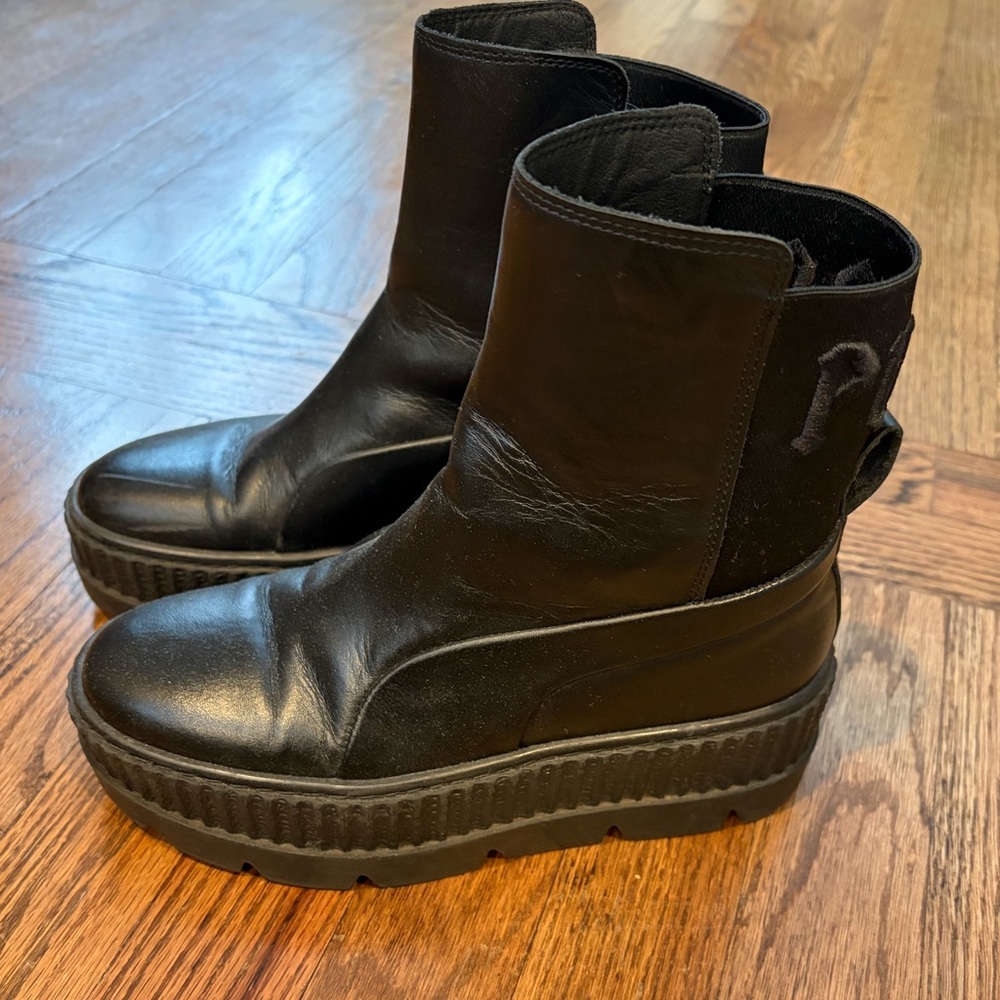 Fenty by Rhianna- Puma Black Boots 5.5